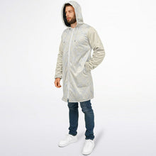 Diamond Enterprise Blanket Cloak in White Glare