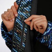 Wet Cheetah Blanket Cloak in Blue