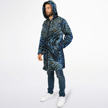 Wet Cheetah Blanket Cloak in Blue