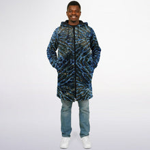 Wet Cheetah Blanket Cloak in Blue