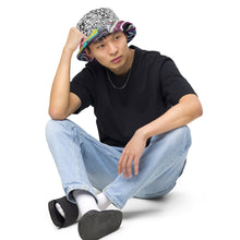 A Passing Vice \ Flow Getter Reversible Bucket Hat