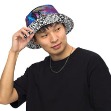 A Passing Vice \ Flow Getter Reversible Bucket Hat
