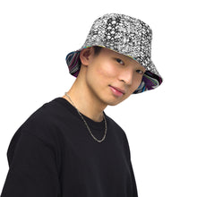 A Passing Vice \ Flow Getter Reversible Bucket Hat