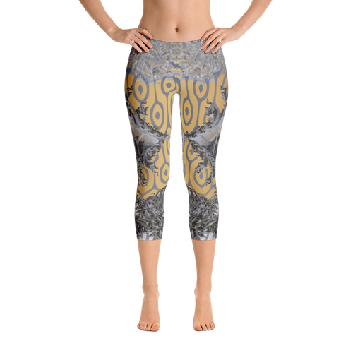 Dynasty Capri Leggings