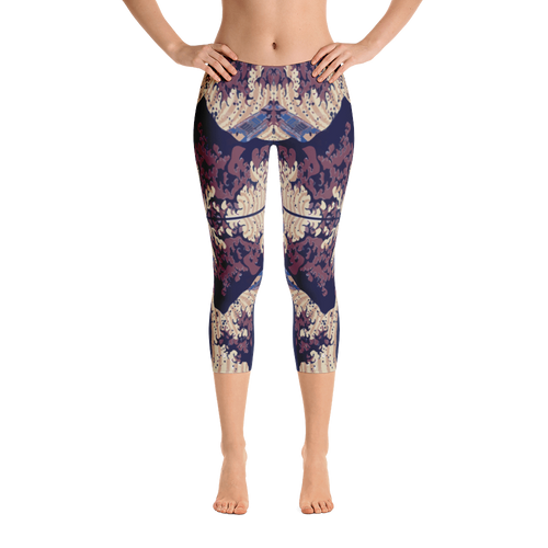 Midnight off of Kanagawa Capri Leggings