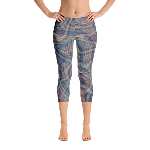 Reflective Tendencies Capri Leggings