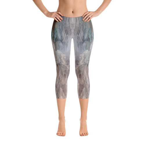 Yang Capri Leggings